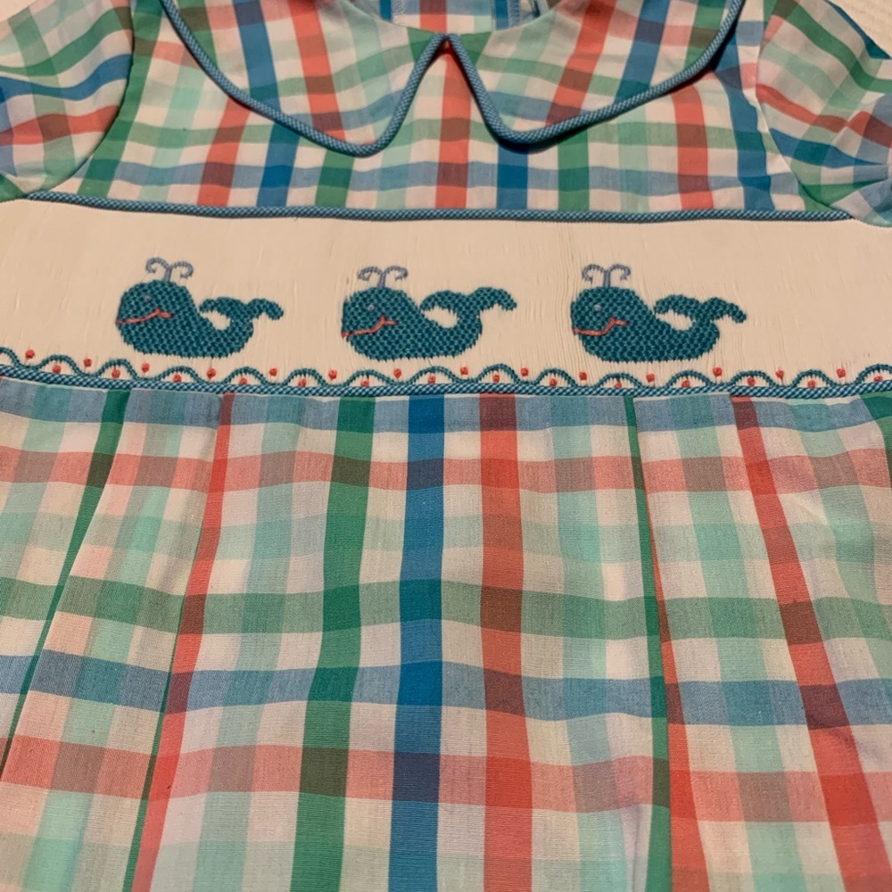 NWT honesty smocked whale bubble